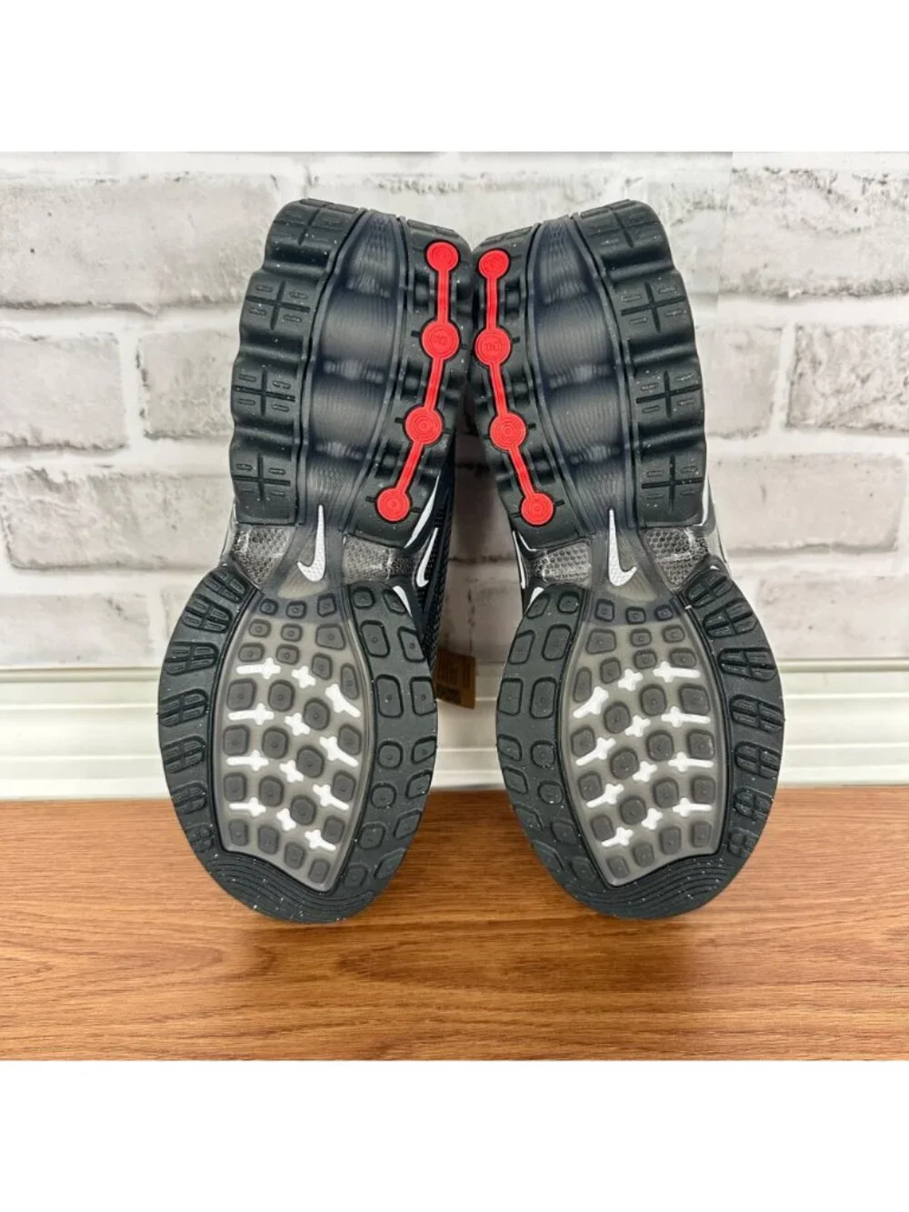 ⭐Nike Air Max DN GS Youth Shoes Sz 6Y Black Metallic White Sneakers FB8987-007⭐